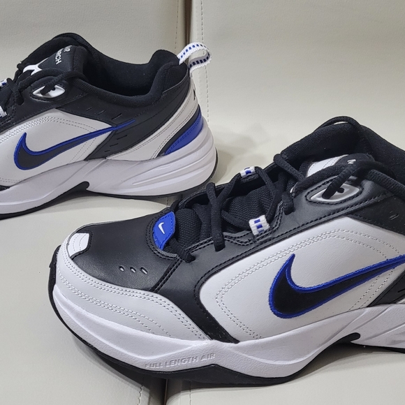 Nike Air Monarch 415445-002 Size 11 US White - Picture 3 of 5